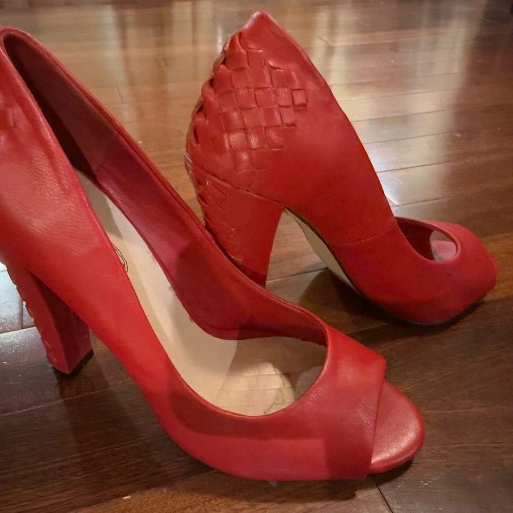 Elliot Lucca Women's Size 8.5 Red Leather Peep Toe Heels Weaving Detail